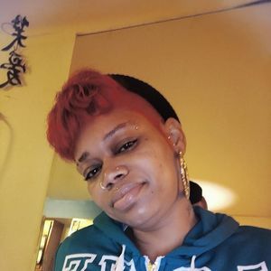 Meet your Posher, Kisha